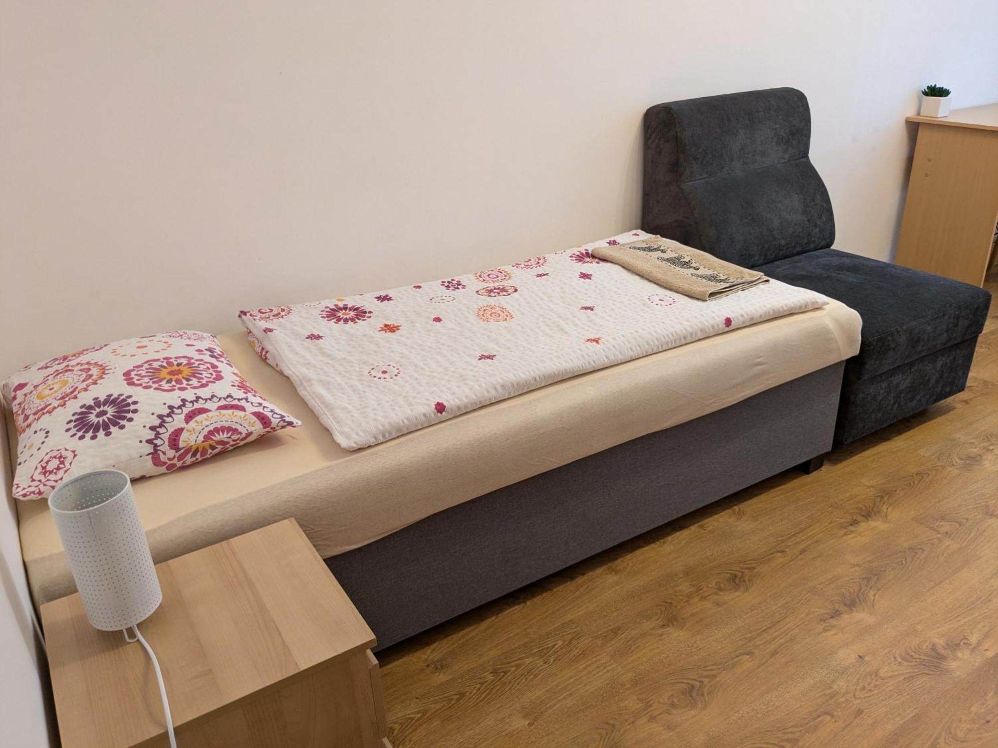 Apartman Bratislava City & Parking Eksteriør billede